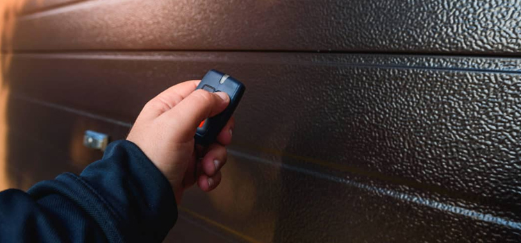 automatic door opener with remote control in El Segundo